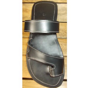 Men's 2-Strap and Nob Sandal with side design
