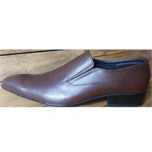 Gentle pointed with holes in Black, Brown and Tony Red